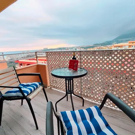 Minerva With Views Of The Sea And * 贝纳尔马德纳